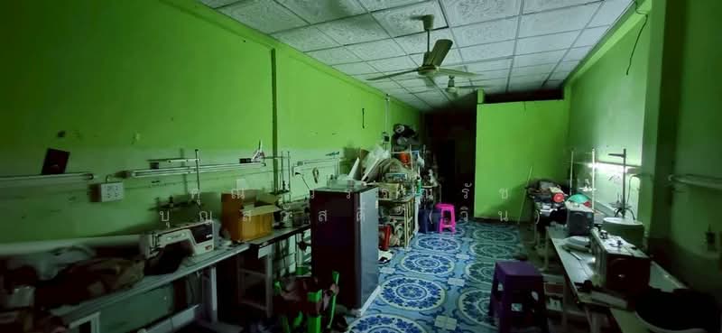 อาคารพาณิชย์ 2 ชั้น 13 ตร.ว. อาคารพาณิชย์ ซอยประชาสงเคราะห์2 ซอยสุทธิพร แยก3 (ซอยสิงโต), Bangkok, Din Daeng, Din Daeng, Bangkok, , 70 sqm, Shophouse For Sale, by คุณ วรรณรัช บุญสวัสดิ์ (วิน), 500169989 - DDproperty.com