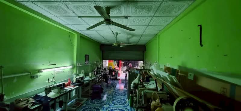 อาคารพาณิชย์ 2 ชั้น 13 ตร.ว. อาคารพาณิชย์ ซอยประชาสงเคราะห์2 ซอยสุทธิพร แยก3 (ซอยสิงโต), Bangkok, Din Daeng, Din Daeng, Bangkok, , 70 sqm, Shophouse For Sale, by คุณ วรรณรัช บุญสวัสดิ์ (วิน), 500169989 - DDproperty.com