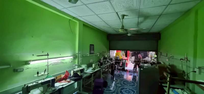 อาคารพาณิชย์ 2 ชั้น 13 ตร.ว. อาคารพาณิชย์ ซอยประชาสงเคราะห์2 ซอยสุทธิพร แยก3 (ซอยสิงโต), Bangkok, Din Daeng, Din Daeng, Bangkok, , 70 sqm, Shophouse For Sale, by คุณ วรรณรัช บุญสวัสดิ์ (วิน), 500169989 - DDproperty.com