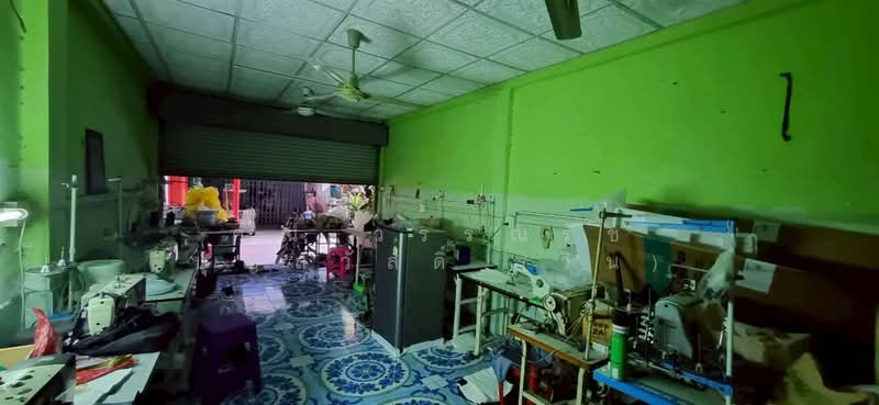 อาคารพาณิชย์ 2 ชั้น 13 ตร.ว. อาคารพาณิชย์ ซอยประชาสงเคราะห์2 ซอยสุทธิพร แยก3 (ซอยสิงโต), กรุงเทพ, ดินแดง, ดินแดง, กรุงเทพ, 70 ตร.ม., ตึกแถว-อาคารพาณิชย์ ขาย, โดย คุณ วรรณรัช บุญสวัสดิ์ (วิน), 500169989 - DDproperty.com