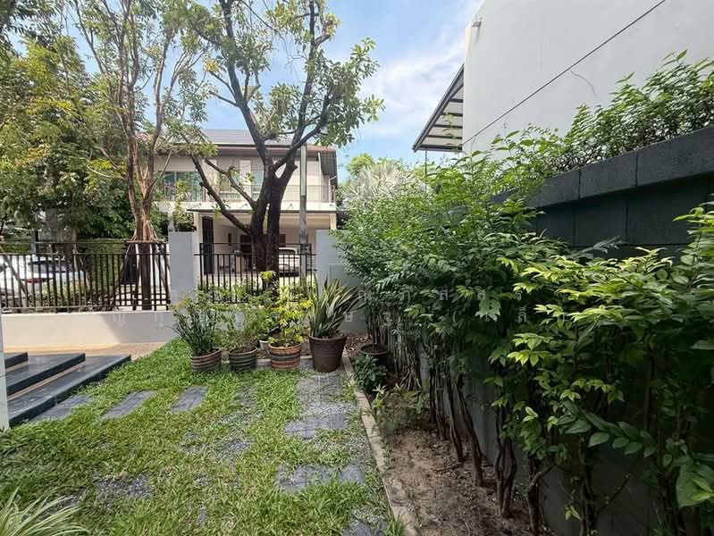 Grand Bangkok Boulevard Srinakarin, Bangkok, Srinagarindra Rd, Nong Bon, Prawet, Bangkok, 4 Bedrooms, 350 sqm, Single Detached House For Sale, by คุณ กรณ์ภัสสร กัญญ์กุญเศรษฐ์ (เล็ก), 500170026 - DDproperty.com