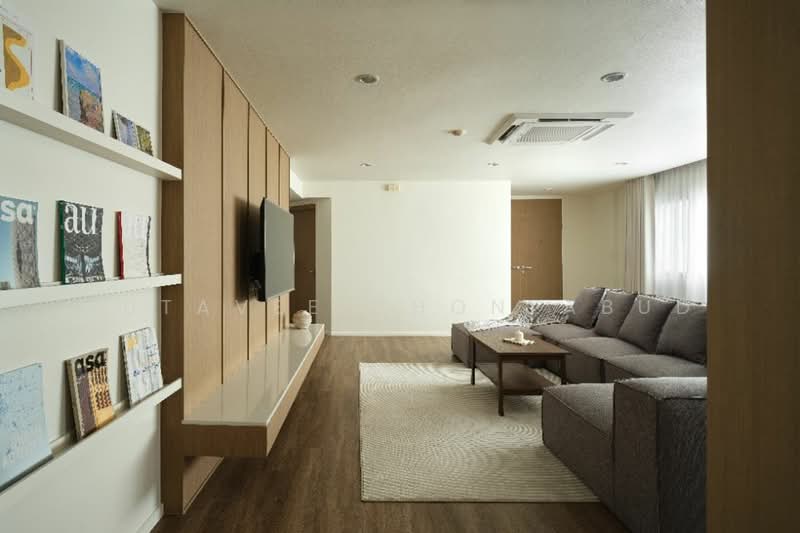 United Tower Thonglor, Bangkok, 333 Soi Thonglor 17, Khlong Tan Nua, Watthana, Bangkok, 4 Bedrooms, 236 sqm, Condo For Rent, by Sutavee Chonlabud, 500170114 - DDproperty.com