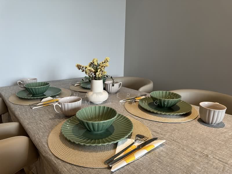 The Reserve 61 Hideaway, Bangkok, 92 Sukhumvit 61, Khlong Tan Nua, Watthana, Bangkok, 2 Bedrooms, 72 sqm, Condo For Rent, by Nareerat Pimsawang, 500170172 - DDproperty.com