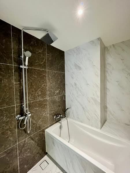 Fynn Asoke, Bangkok, 28 Sukhumvit 10 Alley, Khlong Toei, Khlong Toei, Bangkok, 2 Bedrooms, 57 sqm, Condo For Rent, by Sutavee Chonlabud, 500170179 - DDproperty.com