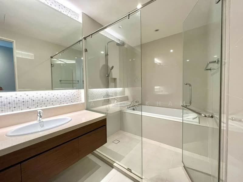 Bright Sukhumvit 24, Bangkok, Sukhumvit 24 Alley, Khong Tan, Khlong Toei, Bangkok, 3 Bedrooms, 162 sqm, Condo For Rent, by Isika Tonkham, 500170191 - DDproperty.com