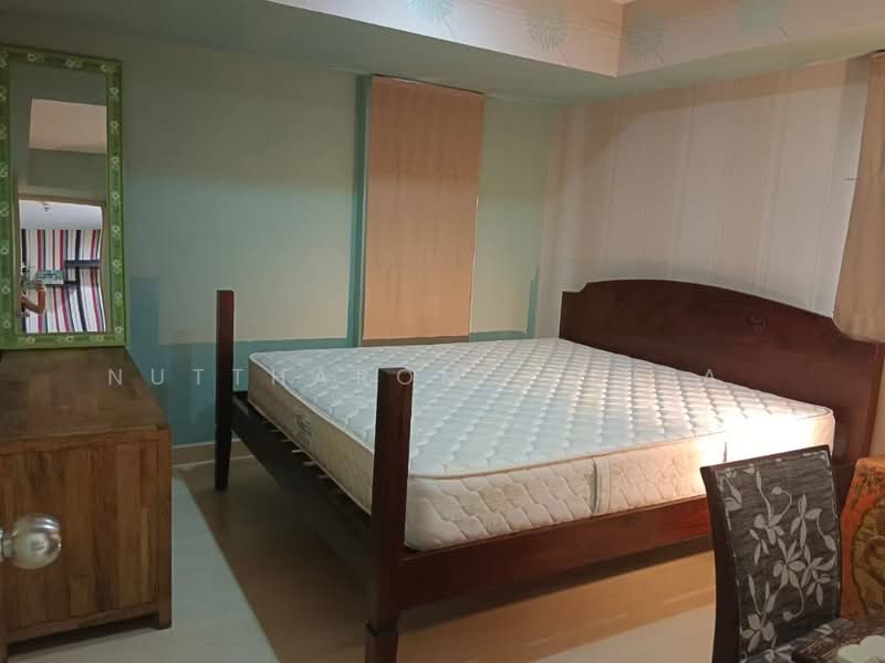 My Resort Bangkok, Bangkok, 1724 Petchaburi Road, Bang Kapi, Huai Khwang, Bangkok, 1 Bedroom, 41 sqm, Condo For Sale, by Nuttharom  Linla , 500170237 - DDproperty.com