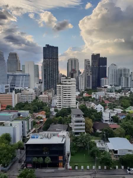 Noble Around Sukhumvit 33, Bangkok, 17 Soi Sukhumvit 33, Khlong Tan Nua, Watthana, Bangkok, 1 Bedroom, 28 sqm, Condo For Rent, by Nisakorn Wingwat, 500170238 - DDproperty.com