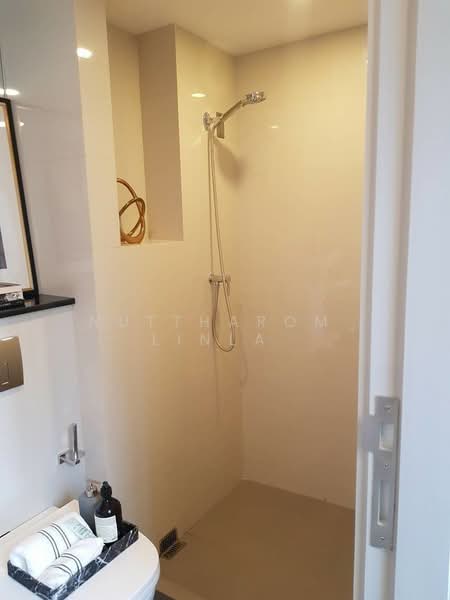 Knightsbridge Prime Sathorn : ไนท์บริดจ์ ไพรม์ สาทร, กรุงเทพ, 599 นราธิวาสราชนครินทร์, ทุ่งมหาเมฆ, สาทร, กรุงเทพ, 37 ตร.ม., คอนโด ขาย, โดย Nuttharom  Linla , 500170297 - DDproperty.com