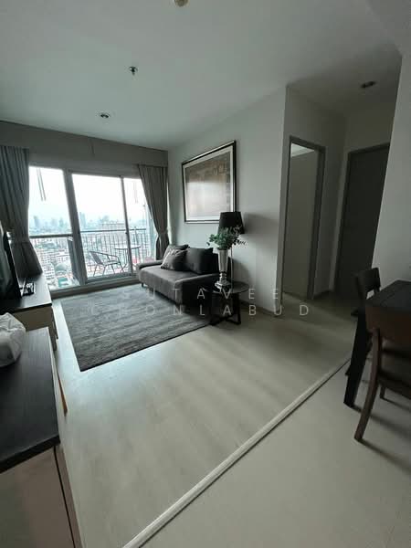 Life Ratchadapisek, Bangkok, 279 Ratchadapisaek Road, Huai Khwang, Huai Khwang, Bangkok, 2 Bedrooms, 56 sqm, Condo For Rent, by Sutavee Chonlabud, 500170299 - DDproperty.com