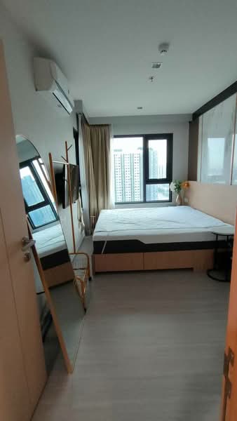 Life Sathorn Sierra, Bangkok, Ratchaphruek Rd, Talat Plu, Thon Buri, Bangkok, 1 Bedroom, 32 sqm, Condo For Sale, by Phitchaporn Buamag, 500170331 - DDproperty.com
