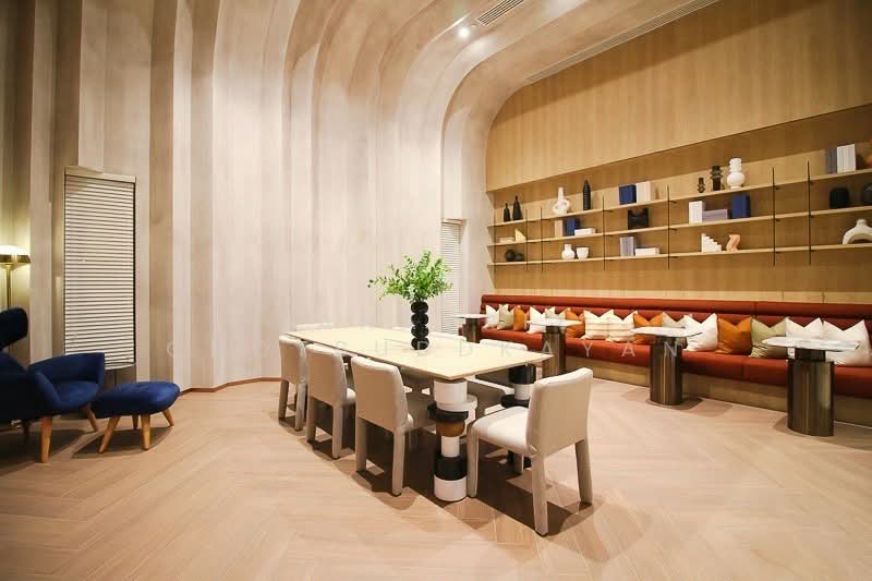 XT Huaikhwang, Bangkok, 244 Ratchadaphisek Road, Huai Khwang, Huai Khwang, Bangkok, 1 Bedroom, 30 sqm, Condo For Rent, by Tanakrit Chotbuddkayan, 500170342 - DDproperty.com