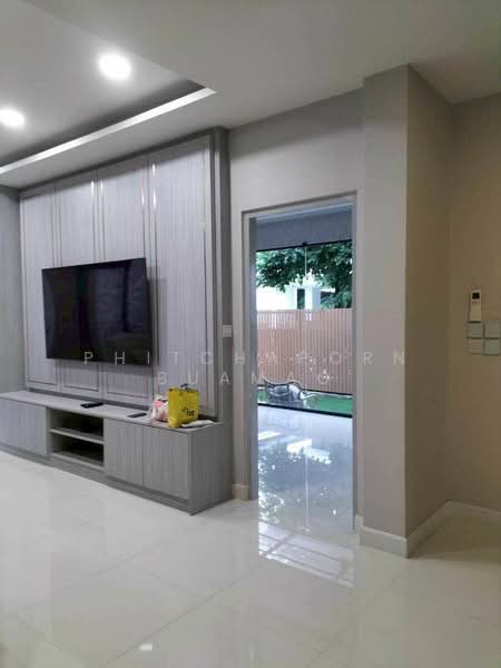 4-BR House, Bangkok, Bang Khae, Bang Khae, Bangkok, 4 Bedrooms, 340 sqm, Single Detached House For Rent, by Phitchaporn Buamag, 500170347 - DDproperty.com