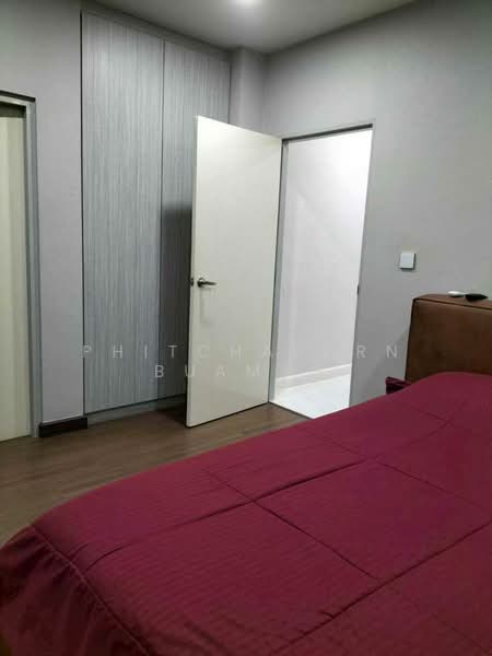 4-BR House, Bangkok, Bang Khae, Bang Khae, Bangkok, 4 Bedrooms, 340 sqm, Single Detached House For Rent, by Phitchaporn Buamag, 500170347 - DDproperty.com