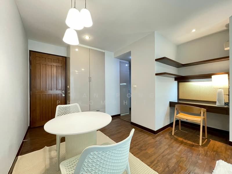 Von Napa Sukhumvit 38, Bangkok, Soi Sukhumvit 38, Phra Kanong, Khlong Toei, Bangkok, 1 Bedroom, 55 sqm, Condo For Rent, by Manapong Phromphitak, 500170390 - DDproperty.com