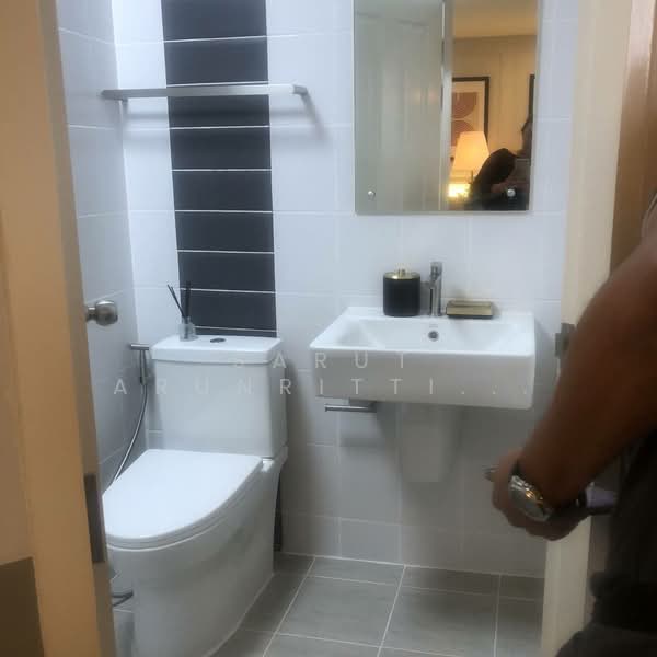 The Trust Residence Ratchada-Rama 3, Bangkok, Nonsi Rd, Chong Nonsi, Yan Nawa, Bangkok, 1 Bedroom, 29 sqm, Condo For Sale, by Sarut Arunrittichok, 500170392 - DDproperty.com