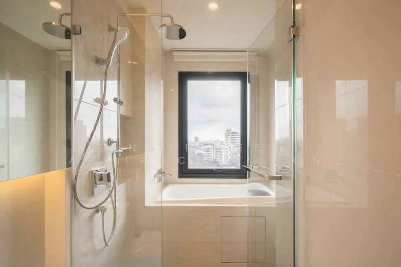 Maru Ekkamai 2, Bangkok, 70-5 Sukhumvit 63 Road, Phra Kanong Nua, Watthana, Bangkok, 2 Bedrooms, 60 sqm, Condo For Rent, by Natrinee Aphirachatanon, 500170393 - DDproperty.com