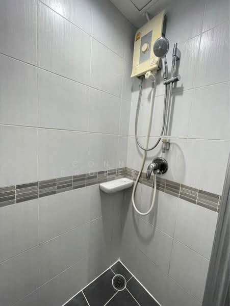 Lumpini Park Rama 9-Ratchada, Bangkok, 888 Chaturathit Road, Bang Kapi, Huai Khwang, Bangkok, 1 Bedroom, 38 sqm, Condo For Rent, by Connex Property, 500170449 - DDproperty.com