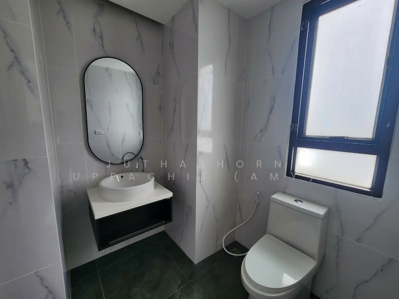 ให้เช่า - Charoenjai Place : เจริญใจ เพลซ, กรุงเทพ