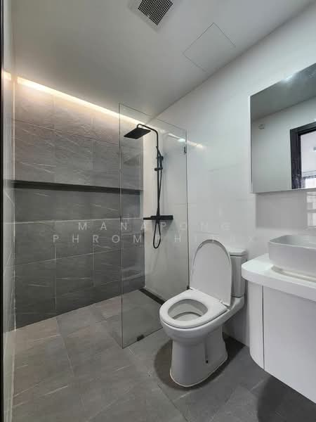 XT Huaikhwang, Bangkok, 244 Ratchadaphisek Road, Huai Khwang, Huai Khwang, Bangkok, 2 Bedrooms, 54 sqm, Condo For Rent, by Manapong Phromphitak, 500170481 - DDproperty.com