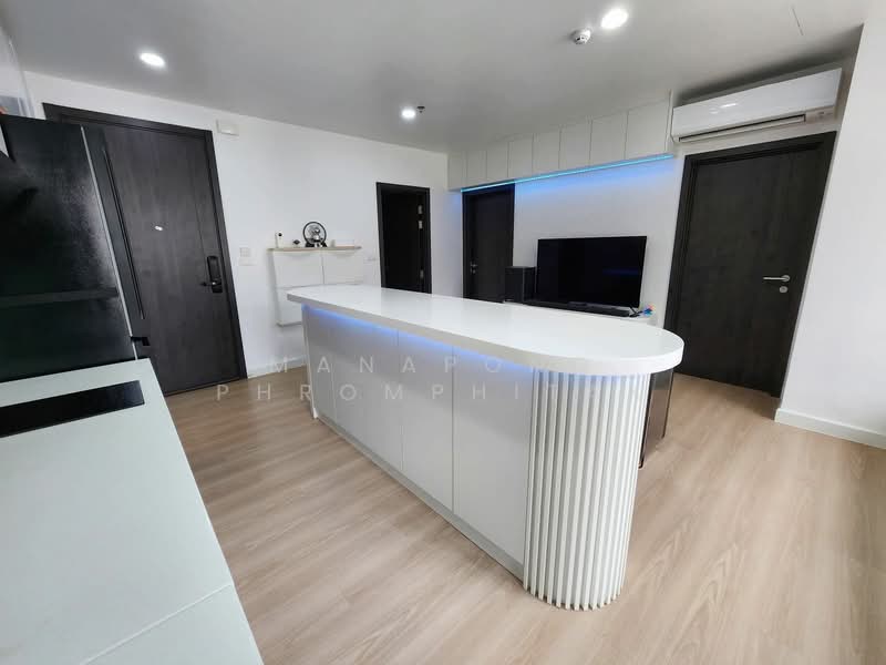 XT Huaikhwang, Bangkok, 244 Ratchadaphisek Road, Huai Khwang, Huai Khwang, Bangkok, 2 Bedrooms, 54 sqm, Condo For Rent, by Manapong Phromphitak, 500170481 - DDproperty.com