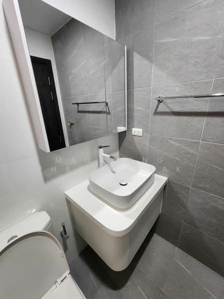 XT Huaikhwang, Bangkok, 244 Ratchadaphisek Road, Huai Khwang, Huai Khwang, Bangkok, 2 Bedrooms, 54 sqm, Condo For Rent, by Manapong Phromphitak, 500170481 - DDproperty.com