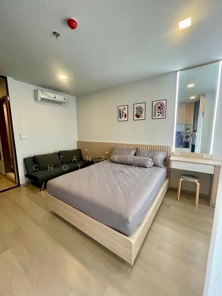 Life Phahon-Ladprao, Bangkok, 996 Phahonyothin Road, Jom Phon, Chatuchak, Bangkok, Studio, 29 sqm, Condo For Rent, by Tanakrit Chotbuddkayan, 500170487 - DDproperty.com