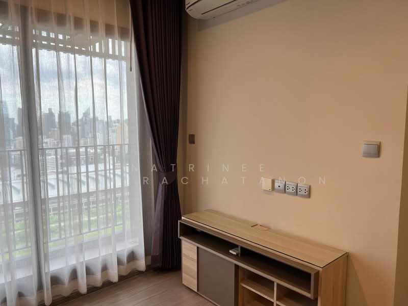 Life Asoke Hype, Bangkok, 339 Chaturathit Rd, Makkasan, Ratchathewi, Bangkok, 2 Bedrooms, 60 sqm, Condo For Rent, by Natrinee Aphirachatanon, 500170496 - DDproperty.com