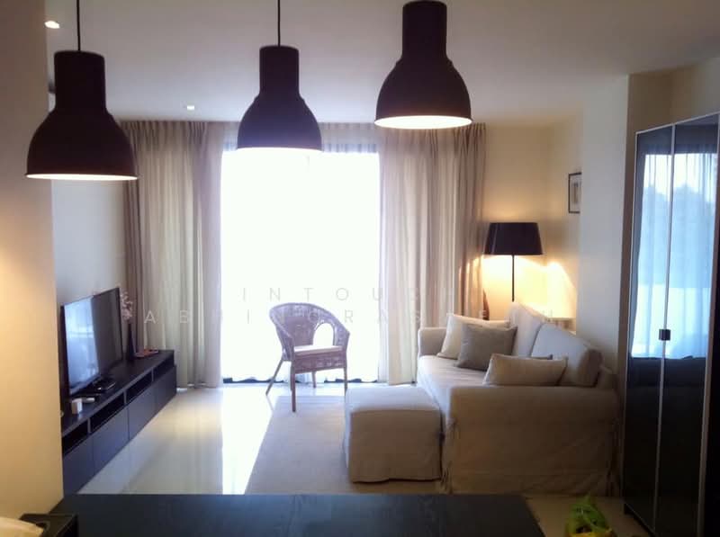 Socio Reference 61, Bangkok, Sukhumvit 61, Khlongtoei Nua, Watthana, Bangkok, 2 Bedrooms, 67 sqm, Condo For Rent, by Intouch Abhinorasaeth, 500170517 - DDproperty.com