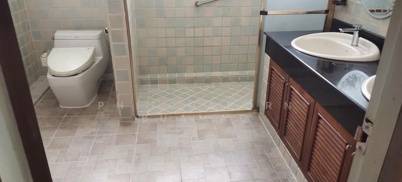 4-BR House, Bangkok, Khlong Tan Nua, Watthana, Bangkok, 4 Bedrooms, 640 sqm, Single Detached House For Rent, by Phitchaporn Buamag, 500170536 - DDproperty.com