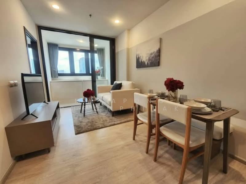 XT Huaikhwang, Bangkok, 244 Ratchadaphisek Road, Huai Khwang, Huai Khwang, Bangkok, 1 Bedroom, 35 sqm, Condo For Rent, by Manapong Phromphitak, 500170543 - DDproperty.com