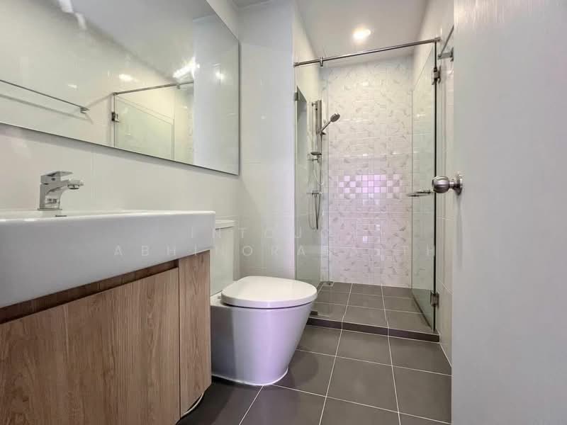 Chewathai Pinklao, Bangkok, Arun Amarin Road, Bang Yi Khan, Bang Phlat, Bangkok, 1 Bedroom, 30 sqm, Condo For Rent, by Intouch Abhinorasaeth, 500170553 - DDproperty.com