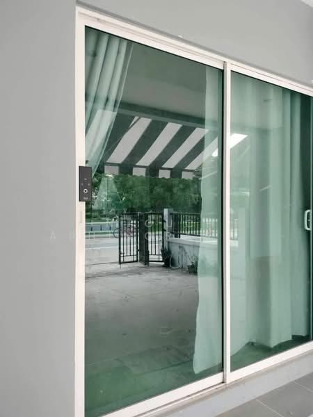 สัมมากร อเวนิว สุวรรณภูมิ(Sammakorn Avenue Suvarnabhumi), กรุงเทพ, Rural Development 3 Khlong Song Ton Noon, คลองสองต้นนุ่น, ลาดกระบัง, กรุงเทพ, 200 ตร.ม., ทาวน์เฮ้าส์ ให้เช่า, โดย Intouch Abhinorasaeth, 500170613 - DDproperty.com