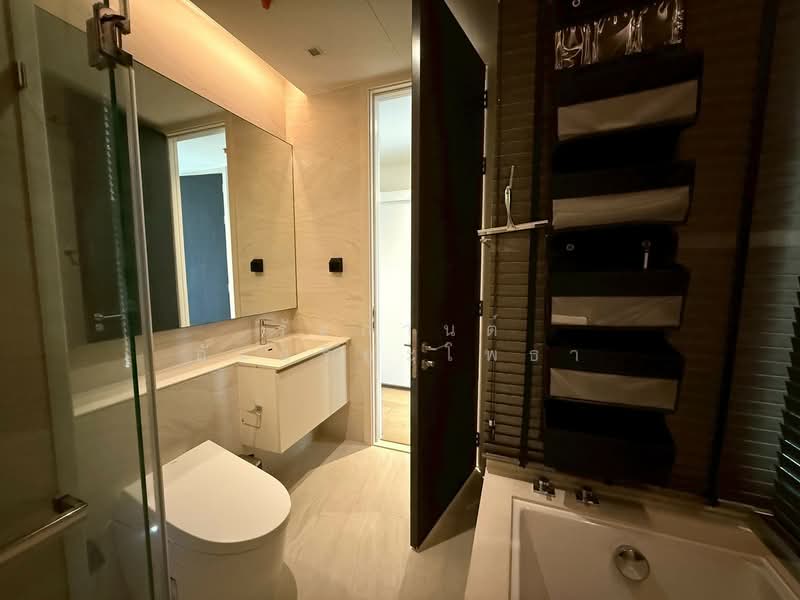 The Strand Thonglor, Bangkok, 36 Soi Sukhumvit 55, Khlong Tan Nua, Watthana, Bangkok, 1 Bedroom, 55 sqm, Condo For Rent, by รัชกานต์ อัจฉริยะโพธา, 500170623 - DDproperty.com