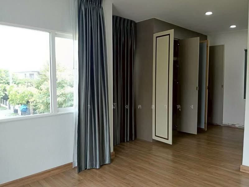 The Centro Watcharapol, Bangkok, Sukhaphiban 5 Road, O-Ngoen, Sai Mai, Bangkok, 5 Bedrooms, 230 sqm, Single Detached House For Rent, by มุกดา มังคลาดุง, 500170650 - DDproperty.com