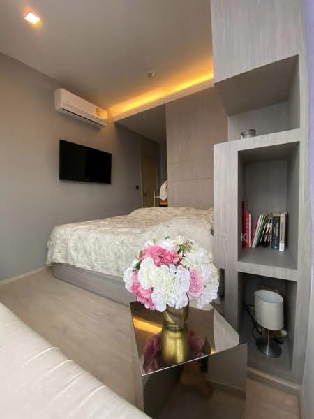 M Thonglor 10, Bangkok, 9 Soi Ekkamai 12, Ekkamai Road, Khlong Tan Nua, Watthana, Bangkok, 1 Bedroom, 33 sqm, Condo For Rent, by Natlyn Kongsapook, 500170653 - DDproperty.com