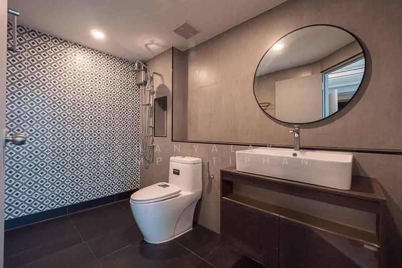 Sarin Place, Bangkok, Ratchadaphisek, Lat Yao, Chatuchak, Bangkok, 2 Bedrooms, 110 sqm, Condo For Sale, by Thanyalak Premputtiphan, 500170661 - DDproperty.com