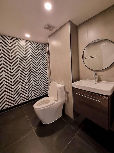 Sarin Place, Bangkok, Ratchadaphisek, Lat Yao, Chatuchak, Bangkok, 2 Bedrooms, 110 sqm, Condo For Sale, by Thanyalak Premputtiphan, 500170661 - DDproperty.com