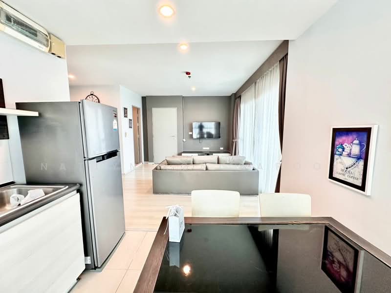 Life Ratchadapisek, Bangkok, 279 Ratchadapisaek Road, Huai Khwang, Huai Khwang, Bangkok, 2 Bedrooms, 65 sqm, Condo For Rent, by Natlyn Kongsapook, 500170671 - DDproperty.com