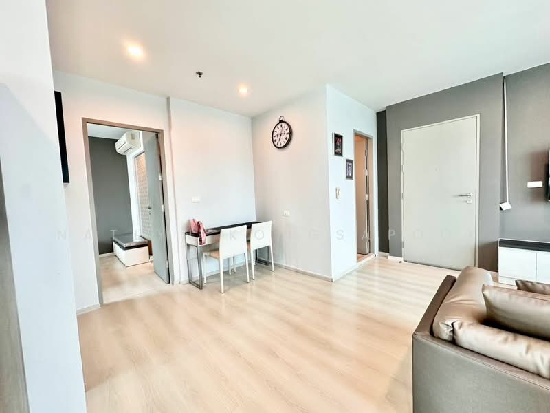 Life Ratchadapisek, Bangkok, 279 Ratchadapisaek Road, Huai Khwang, Huai Khwang, Bangkok, 2 Bedrooms, 65 sqm, Condo For Rent, by Natlyn Kongsapook, 500170671 - DDproperty.com