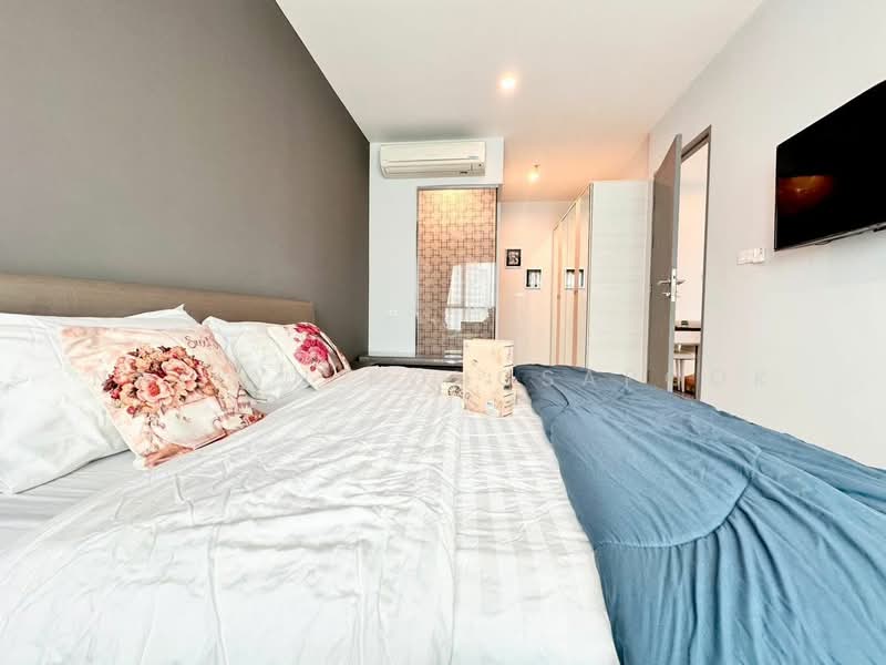 Life Ratchadapisek, Bangkok, 279 Ratchadapisaek Road, Huai Khwang, Huai Khwang, Bangkok, 2 Bedrooms, 65 sqm, Condo For Rent, by Natlyn Kongsapook, 500170671 - DDproperty.com