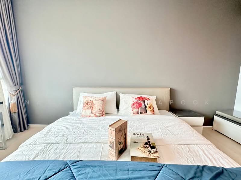 Life Ratchadapisek, Bangkok, 279 Ratchadapisaek Road, Huai Khwang, Huai Khwang, Bangkok, 2 Bedrooms, 65 sqm, Condo For Rent, by Natlyn Kongsapook, 500170671 - DDproperty.com