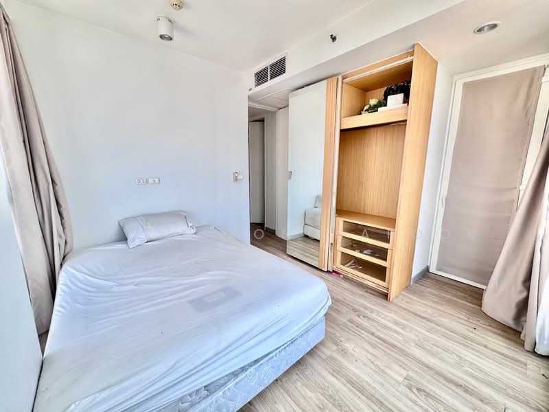 Siamese Surawong, Bangkok, Sap Road, Si Phraya, Bang Rak, Bangkok, 2 Bedrooms, 55 sqm, Condo For Rent, by Natlyn Kongsapook, 500170708 - DDproperty.com