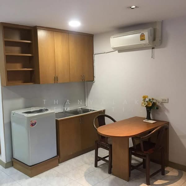 Supalai Place Sukhumvit 39, Bangkok, 175-179 Soi Sukhumvit 39 Sukhumvit Road, Khlong Tan Nua, Watthana, Bangkok, 1 Bedroom, 50 sqm, Condo For Rent, by Thanyalak Premputtiphan, 500170715 - DDproperty.com