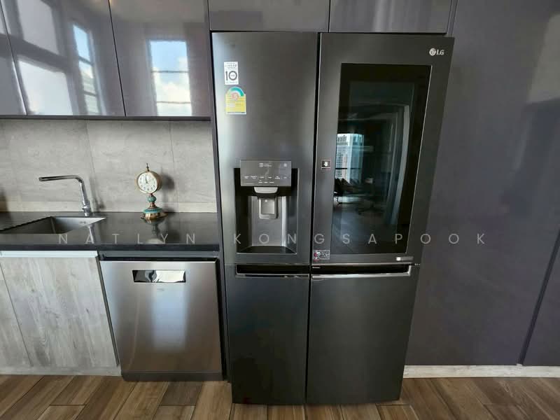 The Lofts Asoke, Bangkok, Sukhumvit 21 Road, Khlongtoei Nua, Watthana, Bangkok, 3 Bedrooms, 145 sqm, Condo For Rent, by Natlyn Kongsapook, 500170720 - DDproperty.com