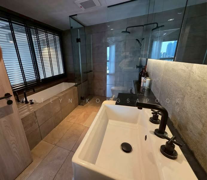 The Lofts Asoke, Bangkok, Sukhumvit 21 Road, Khlongtoei Nua, Watthana, Bangkok, 3 Bedrooms, 145 sqm, Condo For Rent, by Natlyn Kongsapook, 500170720 - DDproperty.com