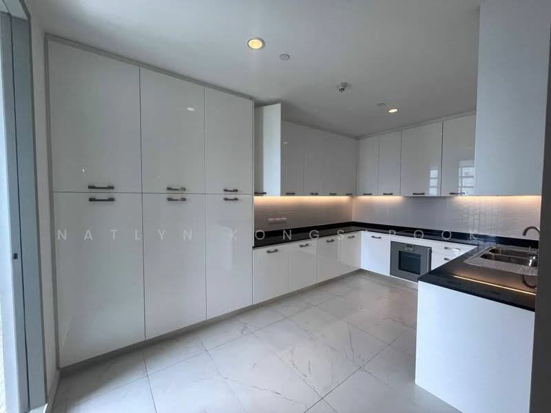 185 Rajadamri, Bangkok, 185 Rajadamri Road, Lumphini, Pathum Wan, Bangkok, 4 Bedrooms, 299 sqm, Condo For Rent, by Natlyn Kongsapook, 500170723 - DDproperty.com