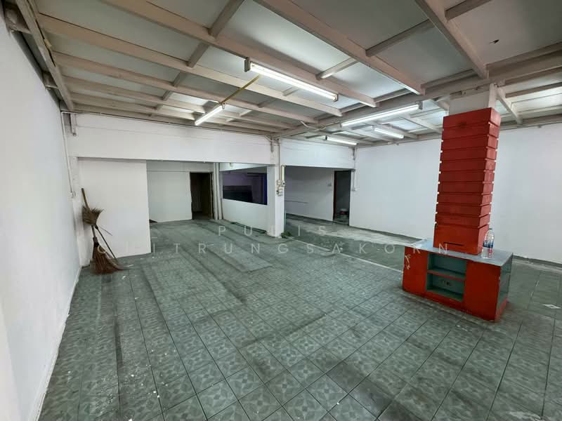 BTS Saphan Khwai | Shophouse for Rent – Ground Floor Only (2 Units), Bangkok, Phaya Thai, Phaya Thai, Bangkok, , 100 sqm, Shophouse For Rent, by Pudis Chitrungsakorn, 500170740 - DDproperty.com