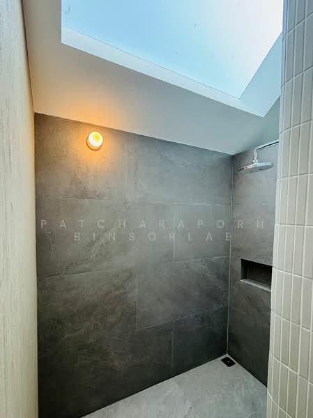 Setthasiri-Krungthep Kreetha 2, Bangkok, Krungthep Kreetha Road, Hua Mak, Bang Kapi, Bangkok, 5 Bedrooms, 495 sqm, Single Detached House For Sale, by Patcharaporn Binsorlae, 500170749 - DDproperty.com