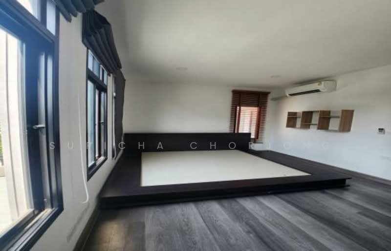 ทาวน์เฮ้าส์ 4-ห้องนอน, ชลบุรี, หนองกะขะ, พานทอง, ชลบุรี, 130 ตร.ม., ทาวน์เฮ้าส์ ขาย, โดย Supicha Chorjong, 500170782 - DDproperty.com