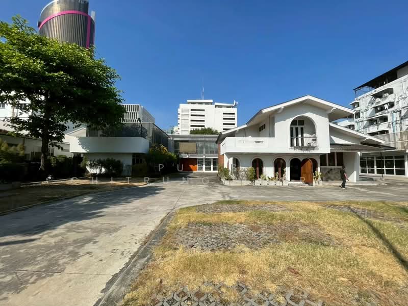 Standalone House for Rent | Phahonyothin – Ari Area, Bangkok, Samsen Nai, Phaya Thai, Bangkok, , 1,500 sqm, Shophouse For Rent, by Pudis Chitrungsakorn, 500170799 - DDproperty.com